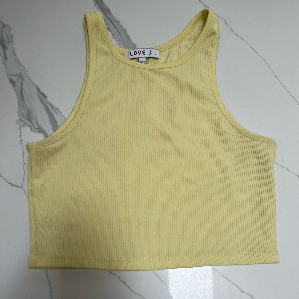 Yellow high-neck tank